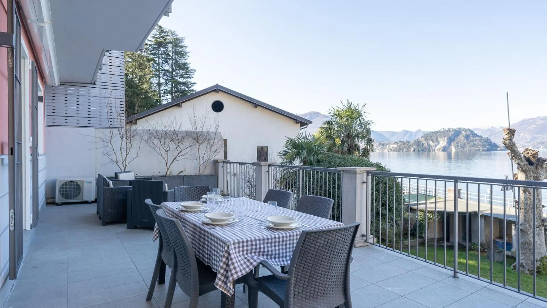 La Roseta Apartment Varenna 0*,  Italy